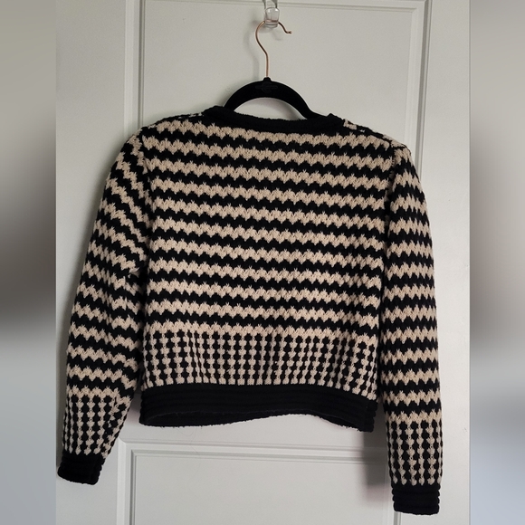 SHEIN Black and Cream Zigzag Cardigan - Picture 3 of 4